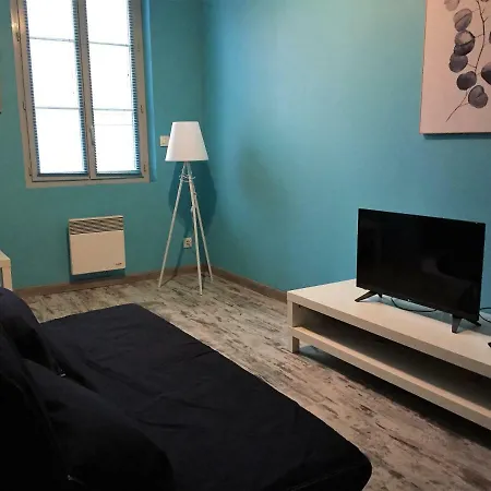 Hotel De L'avenue Tarbes